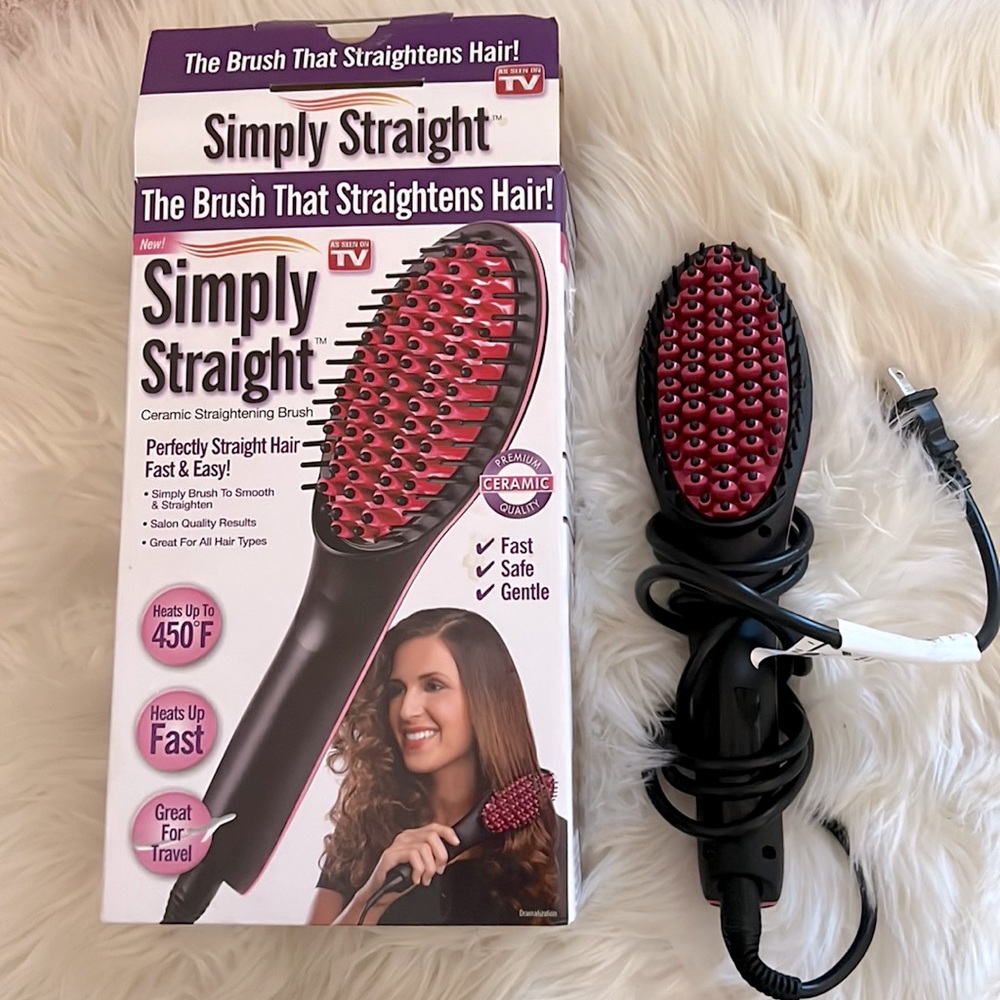 Brush with straightening hair capabilities! Perfect for traveling!
